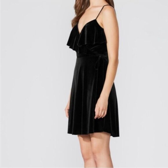 Bailey 44 Black Princess Velvet Ruffle Front Petite Dress Event Party Formal - Picture 3 of 16